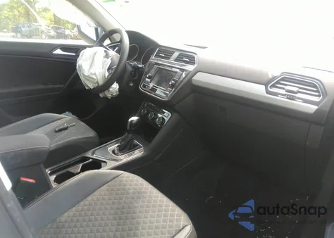 2021 Volkswagen Tiguan 2.0T S z USA, uszkodzony, nr VIN 3VV1B7AX0MM029375